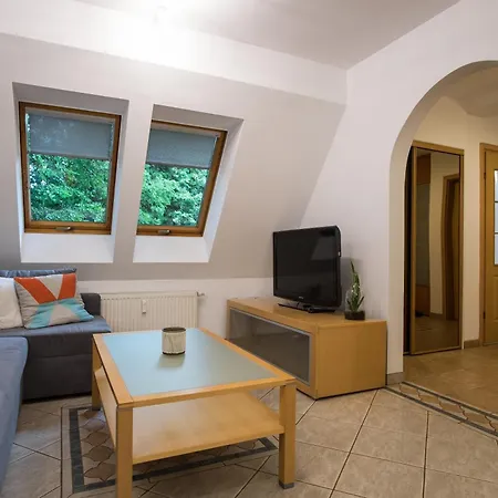 아파트 Na Rowni W Centrum Apartzakop 자코파네